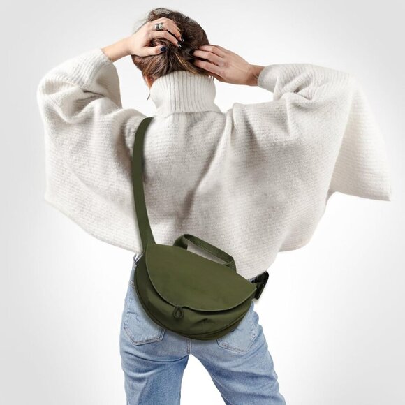 Versatile Water-Resistant Crescent Moon Crossbody Bag - Fashionable and Secure - Picture 6 of 6